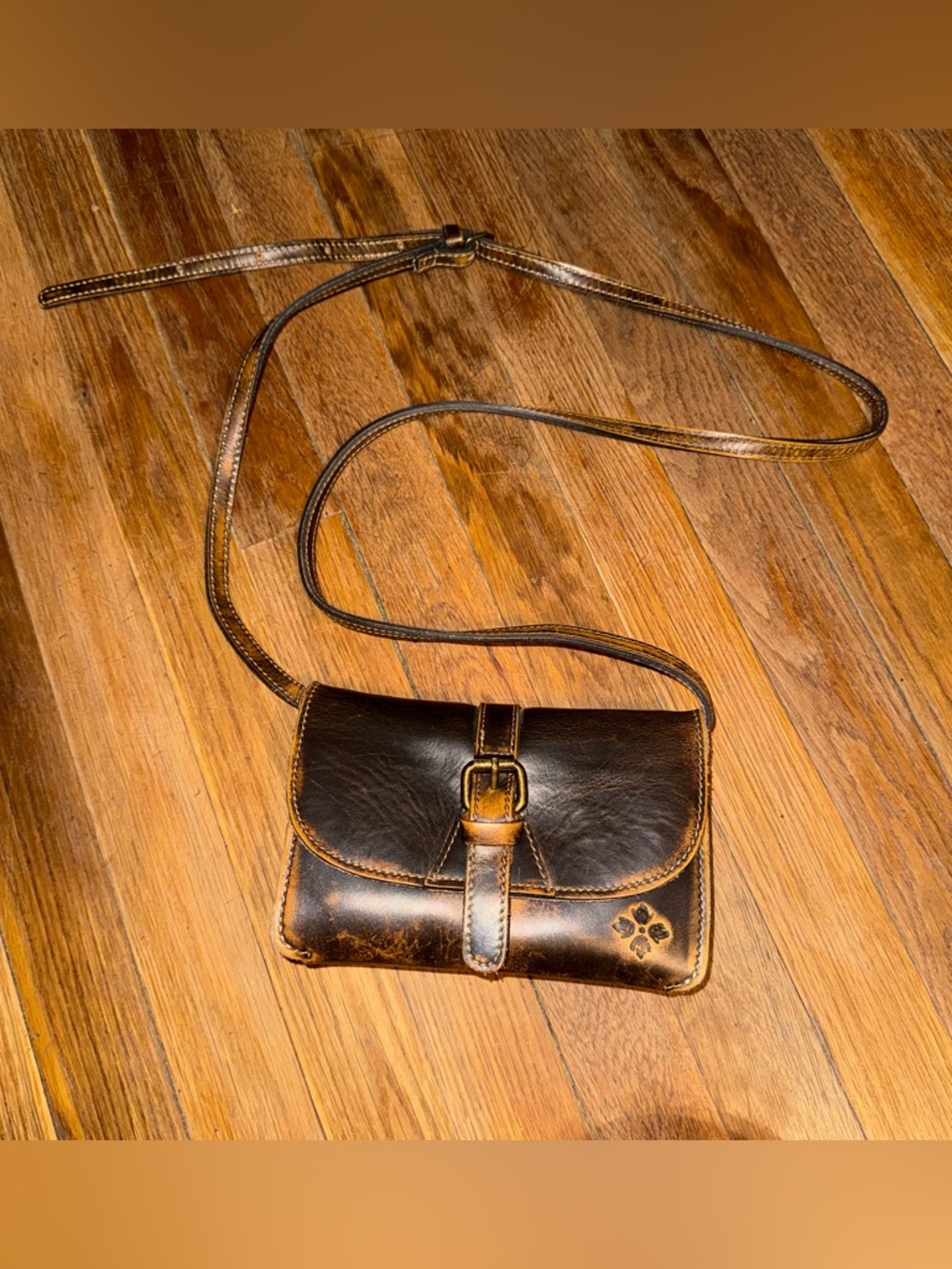 Patricia Nash Torri small leather crossbody bag